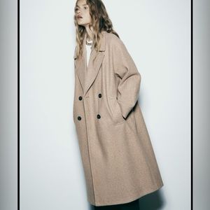 ZARA OVERSIZED coat